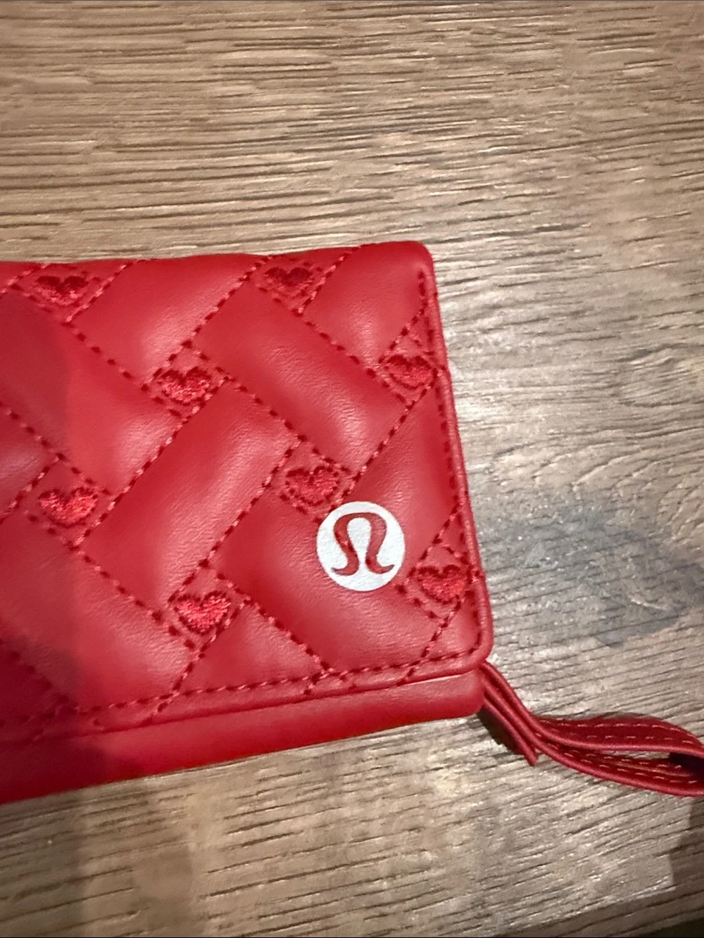 lululemon athletica Red Quilted Wristlet Card Holder vegan - Picture 2 of 5